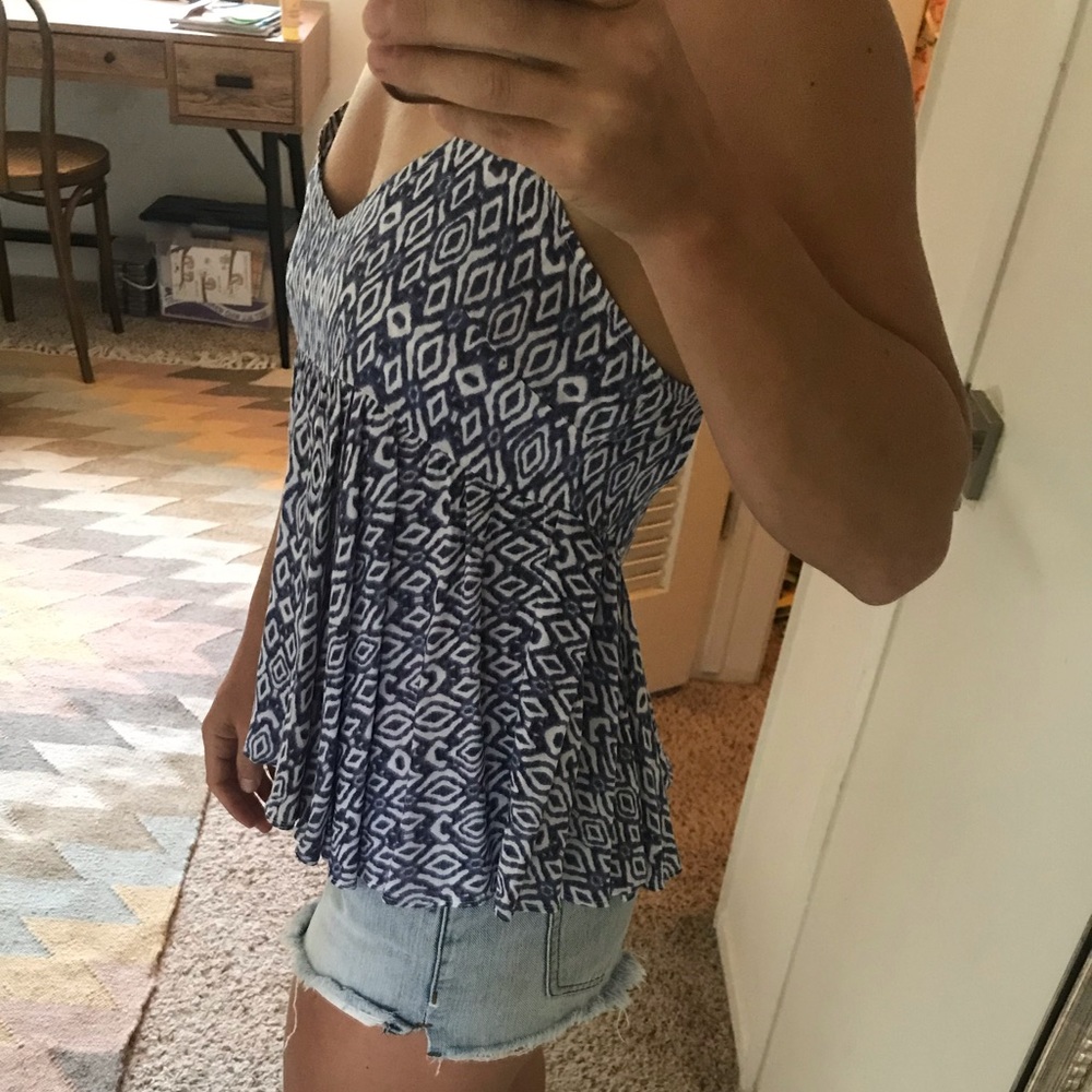 LF patterned top - Picture 2 of 4